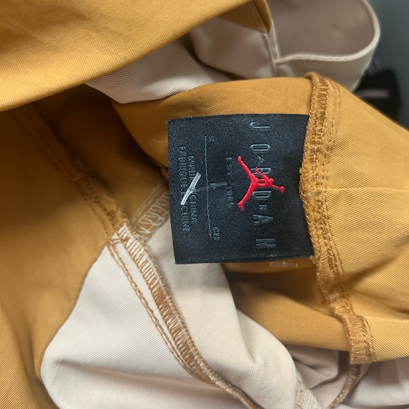 COPY - Womens Nike flare corset bodysuit
Yellow/orange and cream
Size SM
Never… - Picture 4 of 4